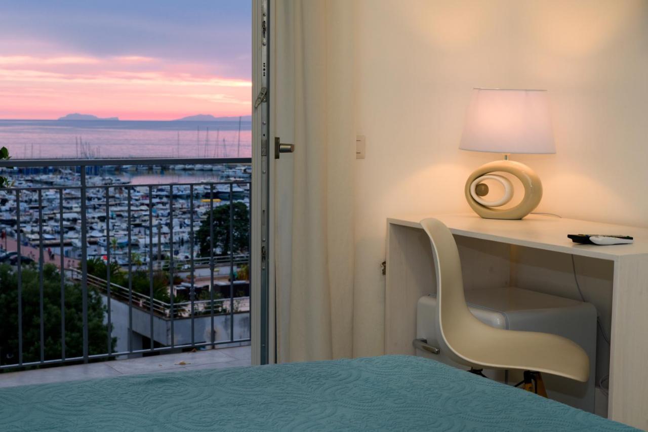 Quasi In Porto Bed & Breakfast Agropoli Exterior photo